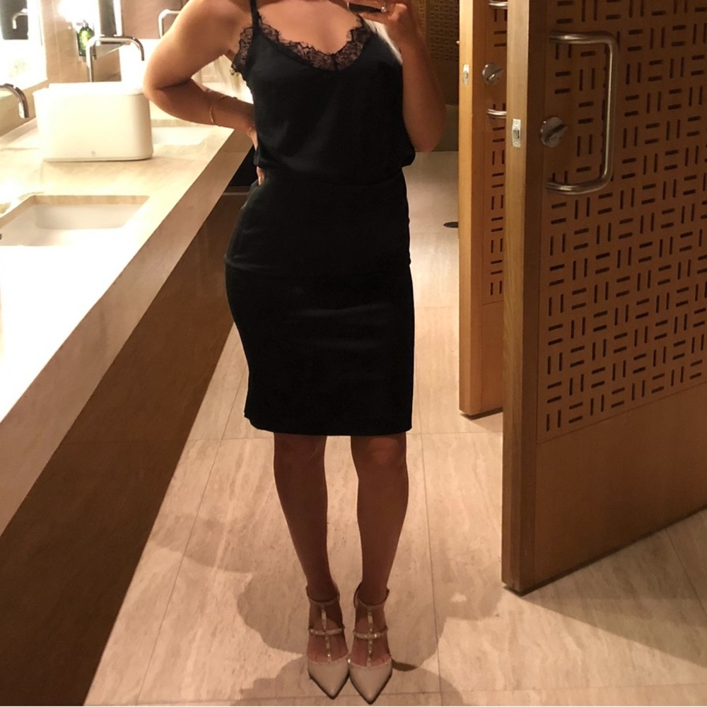Guess By Marciano Pencil Skirt